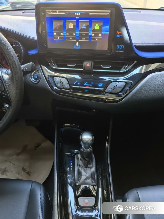 Toyota C-HR 2021 Белый из Китая, фото 3