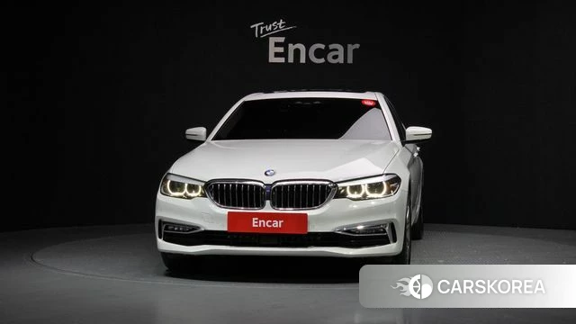 BMW 5 Series (G30) id 3899672 из Кореи 13