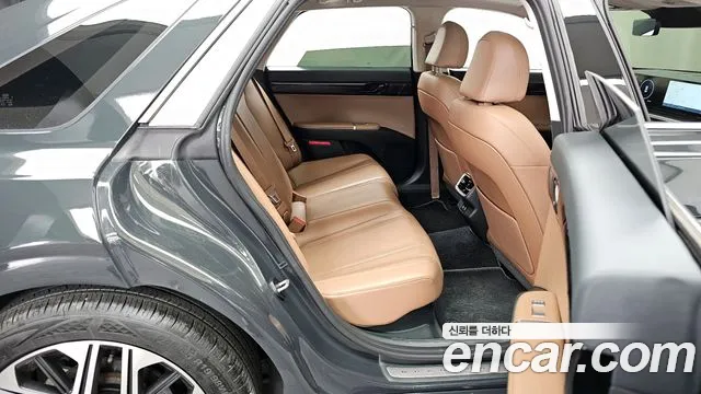 Hyundai Grandeur Hybrid (GN7) id 2541938 из Кореи 13