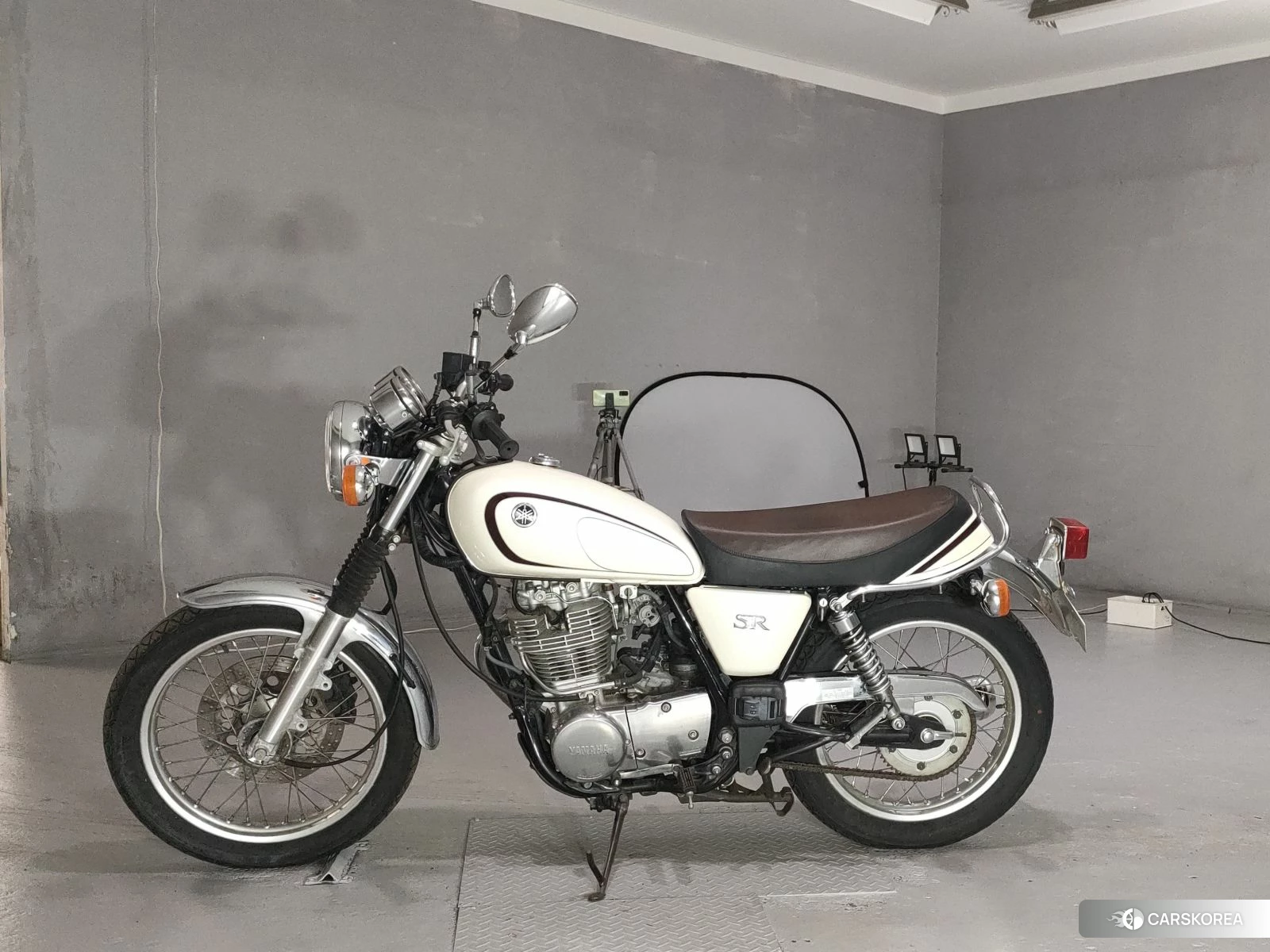 Проданный Yamaha SR 400 2012 из Японии, фото 2
