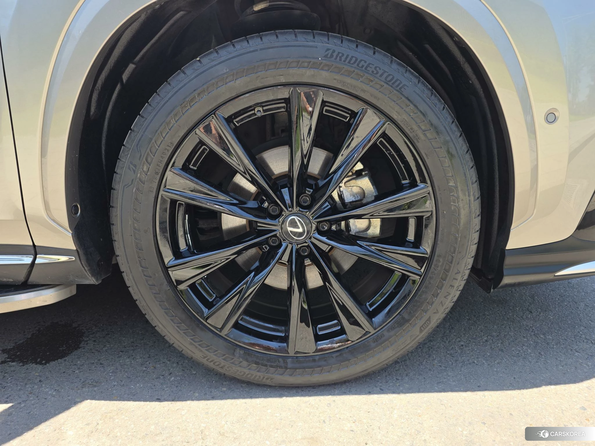 Lexus NX id 4499065 из Китая 9