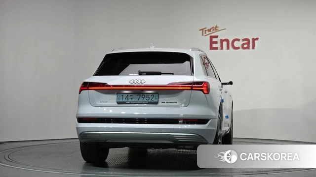 Audi e-Tron id 4361746 из Кореи 23