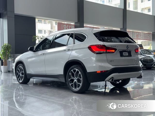 BMW X1 2022 Белый из Китая, фото 3