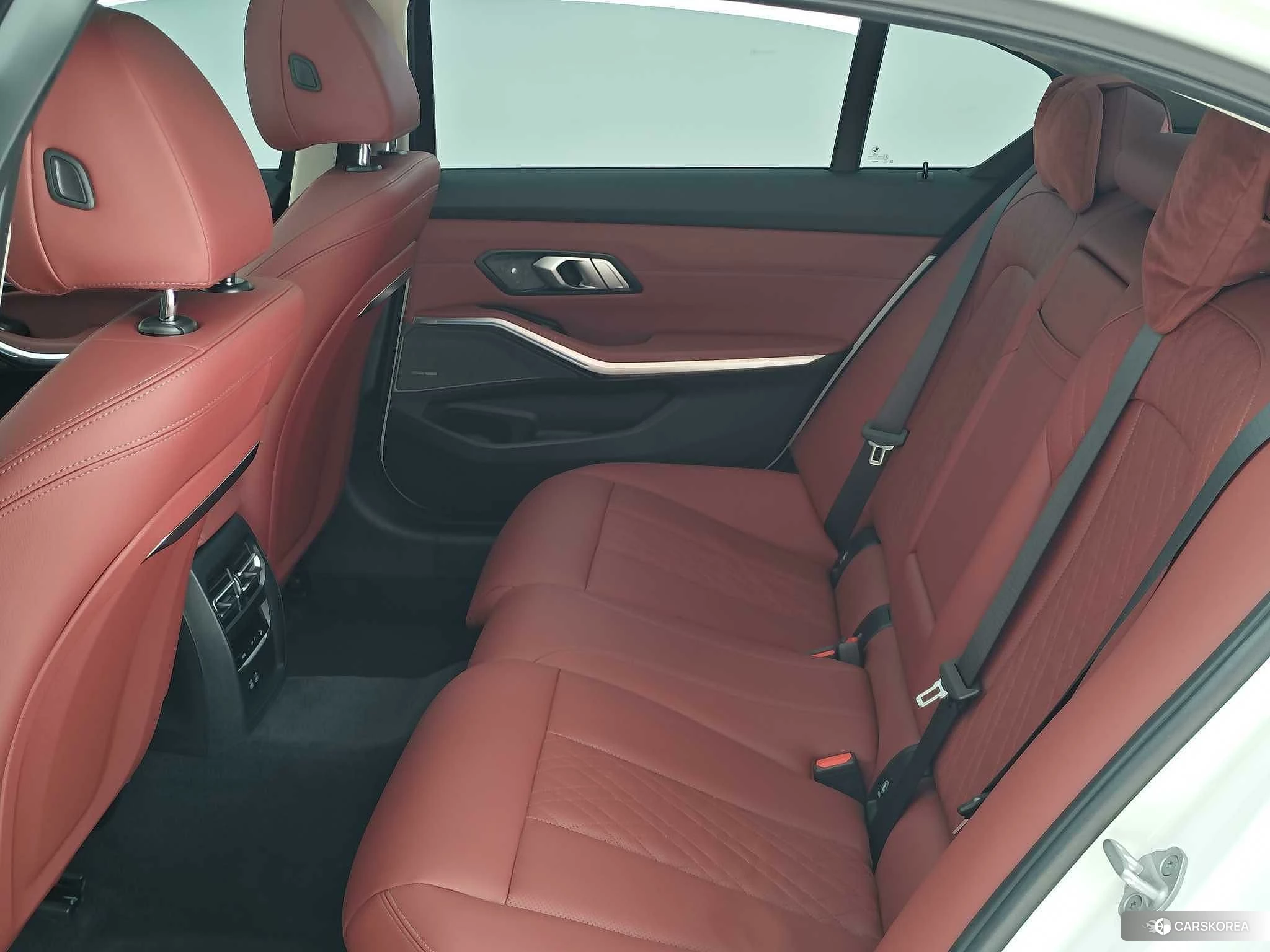 BMW 3 series id 4486521 из Китая 11