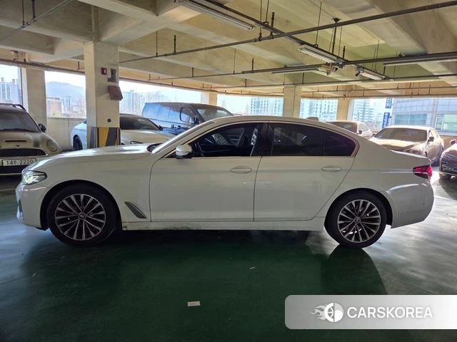 BMW 5 Series (G30) id 3889219 из Кореи 13