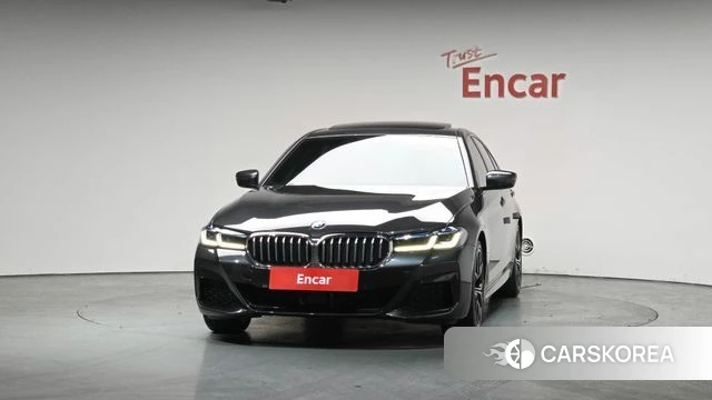 BMW 5 Series (G30) id 3841831 из Кореи 13