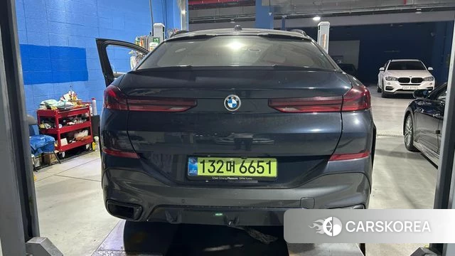 BMW X6 (G06) 2026 Черный из Кореи, фото 3