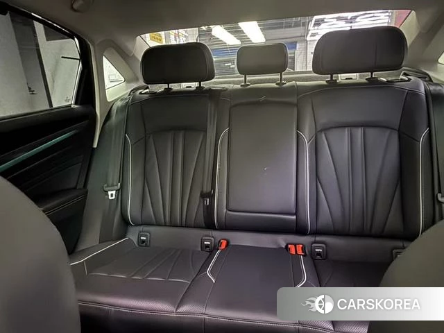 Volkswagen Passat 2024 Черный из Китая, фото 6