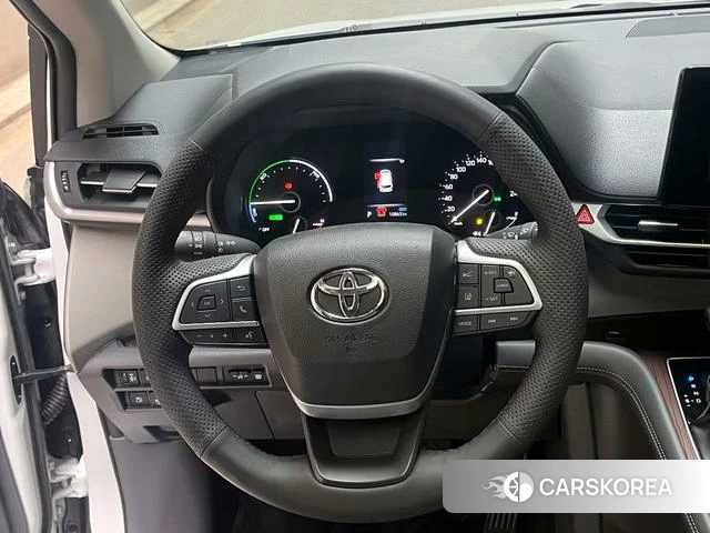 Toyota Grevia id 4257797 из Китая 8