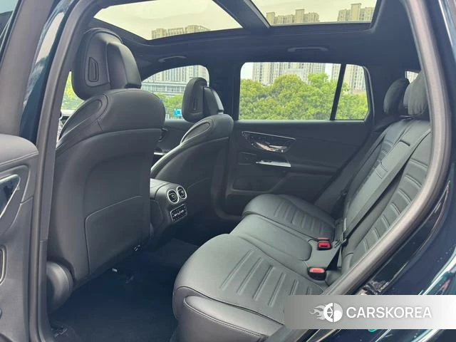 Mercedes-Benz GLC 2023 Черный из Китая, фото 3