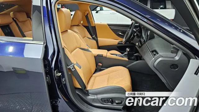 Lexus ES300h 7th generation id 2702741 из Кореи 13