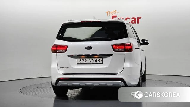 Kia All New Carnival id 4873655 из Кореи 23