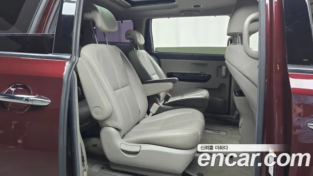 Kia The New Carnival id 2762291 из Кореи 13