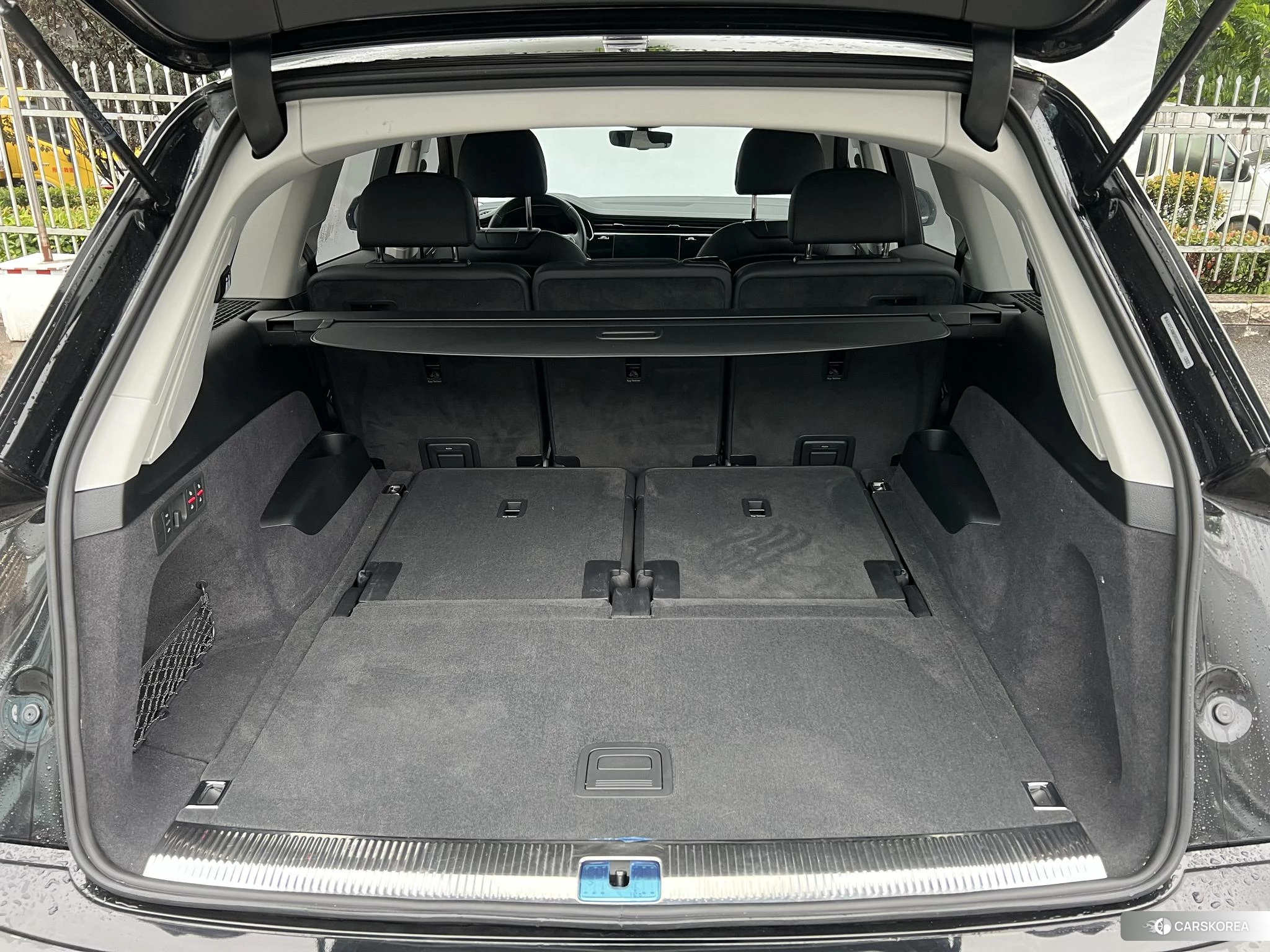 Audi Q7 2024 Черный из Китая, фото 3