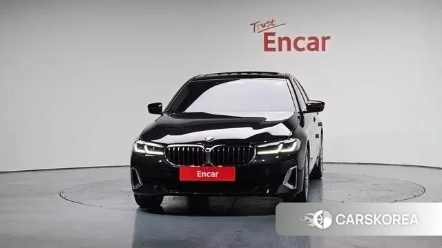 BMW 5 Series (G30) id 3448663 из Кореи 14