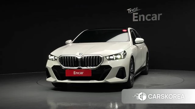 BMW 5 Series (G60) id 4623087 из Кореи 13