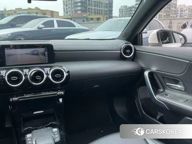 Mercedes-Benz Class A 2020 Белый из Китая, фото 3