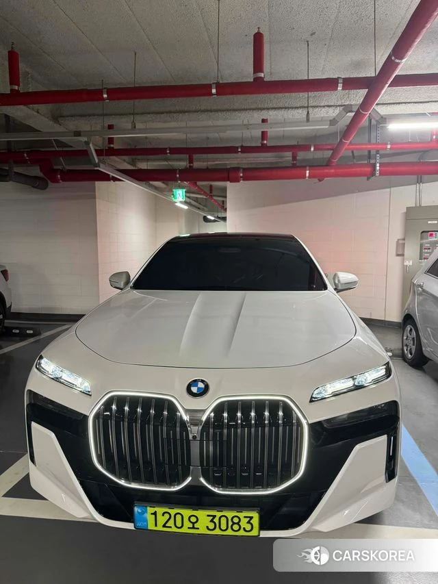 BMW 7 Series (G70) 2024 Белый из Кореи, фото 3