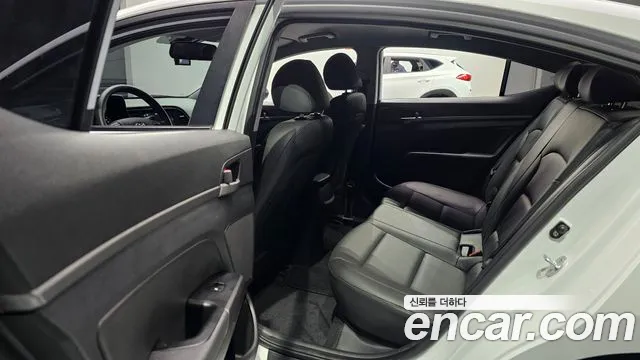 Hyundai Avante AD id 2590729 из Кореи 13