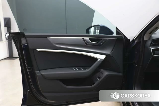 Audi A7L id 4264090 из Китая 23