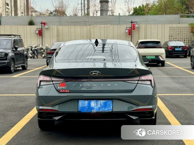 Hyundai Elantra 2021 Темно-серый из Китая, фото 5