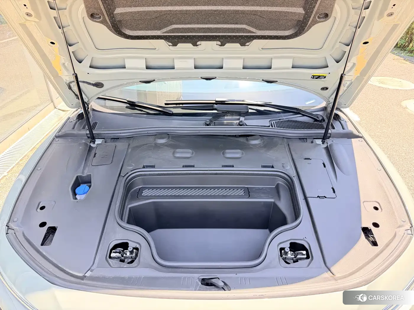 Audi A6L e-tron id 4514213 из Китая 7