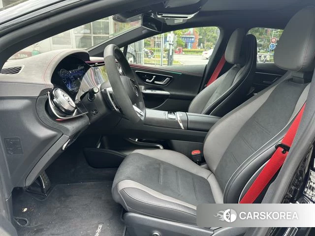 Mercedes-Benz EQE AMG 2026 Темно-серый из Китая, фото 3