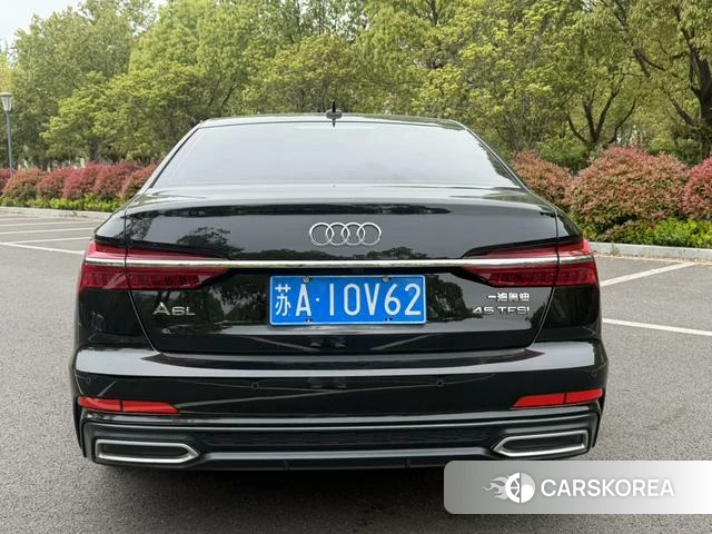 Audi A6L id 4209282 из Китая 11