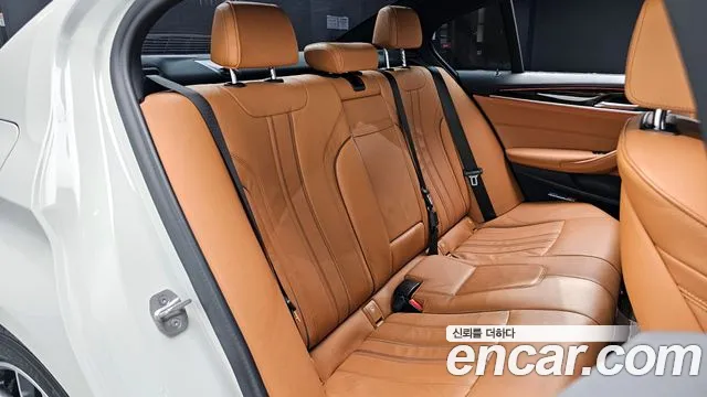 BMW 5 Series (G30) id 2671350 из Кореи 13