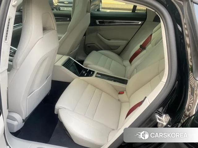 Porsche Panamera (971) 2021 Черный из Кореи, фото 3