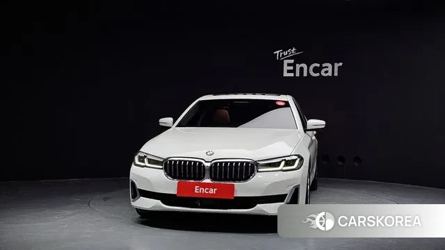 BMW 5 Series (G30) id 3566588 из Кореи 13