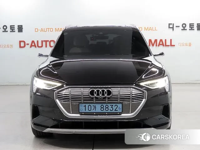 Audi e-Tron id 3367716 из Кореи 13