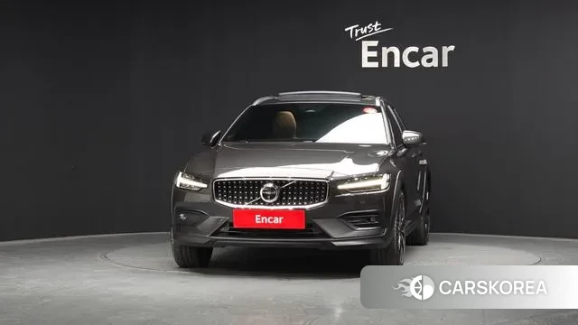 Volvo V60 Cross-Country 2nd Generation id 3720841 из Кореи 13