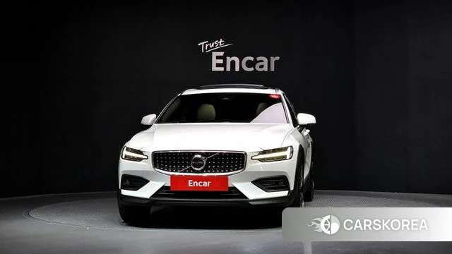 Volvo V60 Cross-Country 2nd Generation id 3842120 из Кореи 13