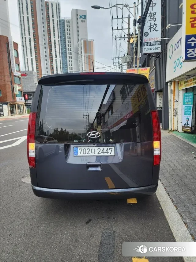 Hyundai Staria 2024 Серый из Кореи, фото 3