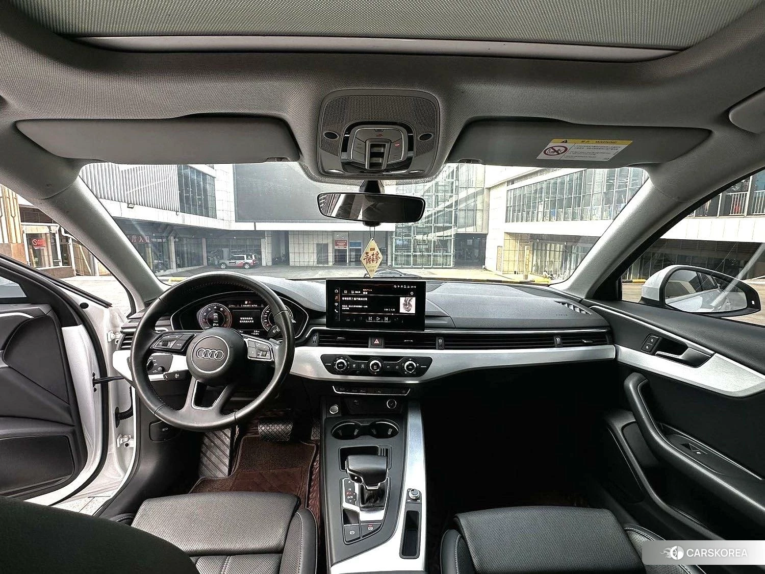 Audi A4L 2020 Белый из Китая, фото 3