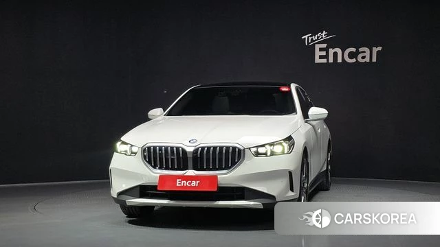 BMW 5 Series (G60) id 4381156 из Кореи 13