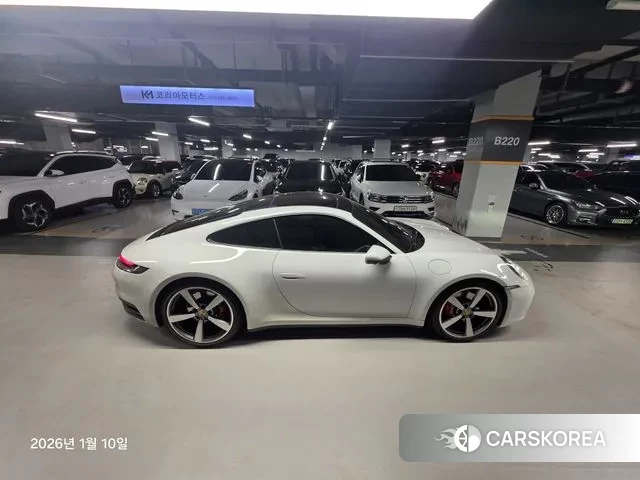 Porsche 911(992) id 3570743 из Кореи 10