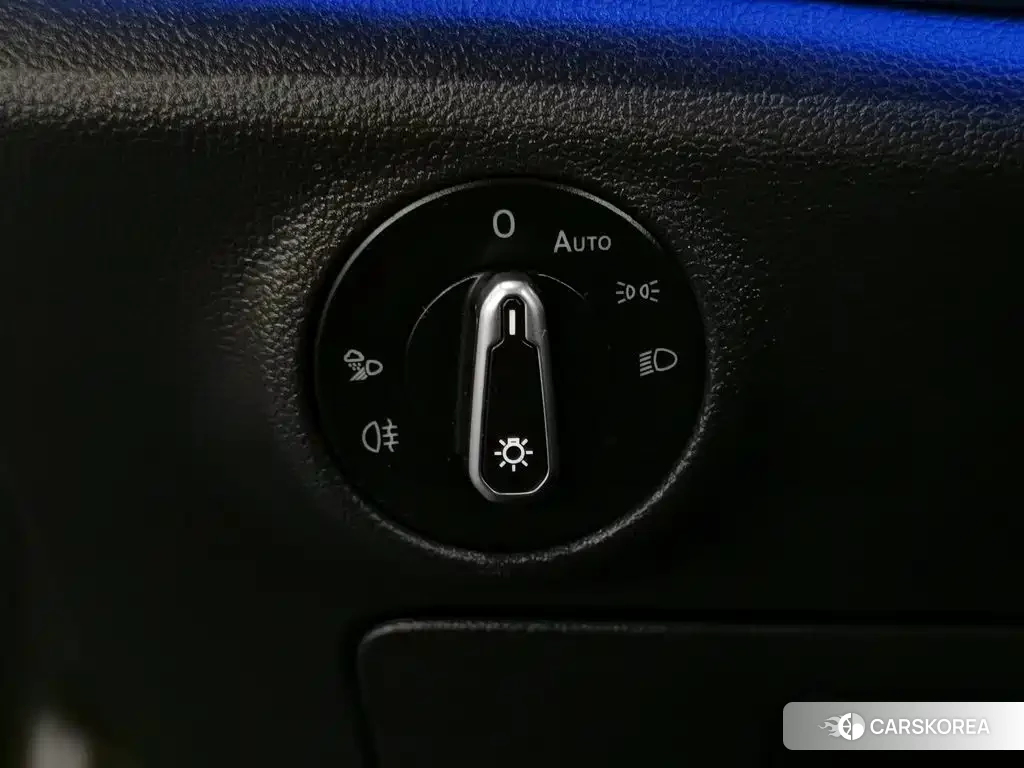 Volkswagen Sagitar id 4576478 из Китая 17