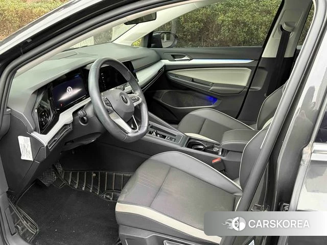 Volkswagen Golf 2023 Черный из Китая, фото 6