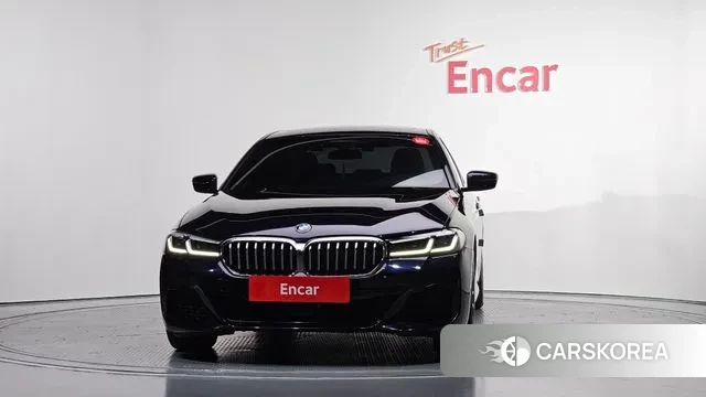 BMW 5 Series (G30) id 3348986 из Кореи 13