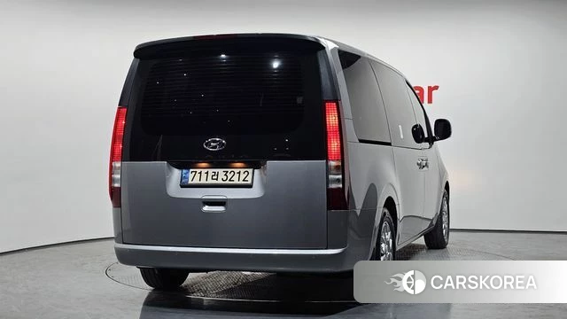 Hyundai Staria id 4414427 из Кореи 23