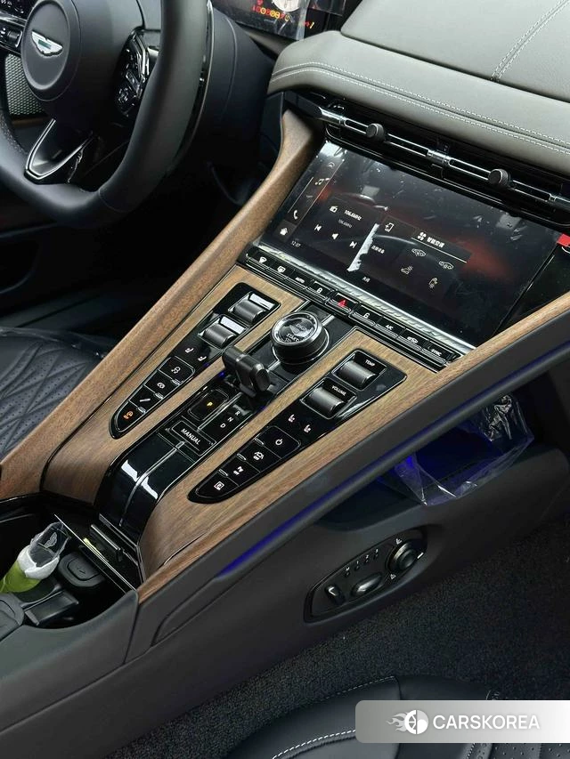 Aston Martin DB12 id 4190404 из Китая 20