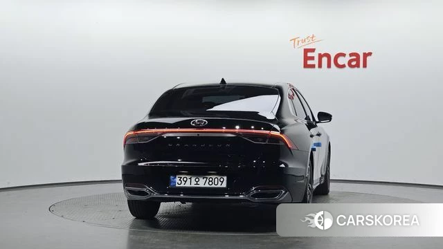 Hyundai The New Grandeur IG id 3904527 из Кореи 13