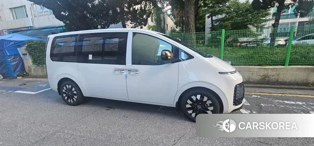 Hyundai Staria 2025 Белый из Кореи, фото 3