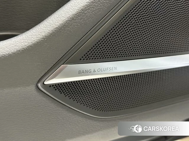 Audi A8 id 4238478 из Китая 11