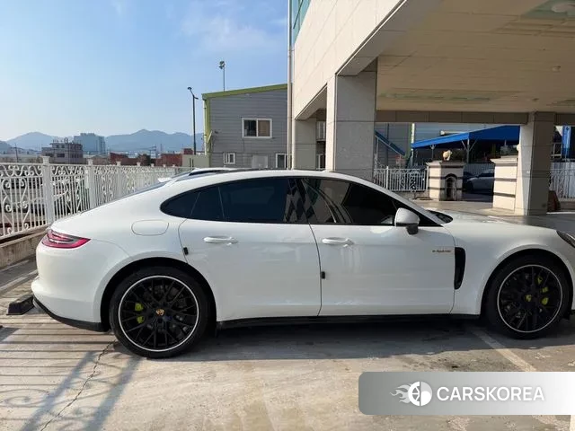 Porsche Panamera (971) id 3695532 из Кореи 7