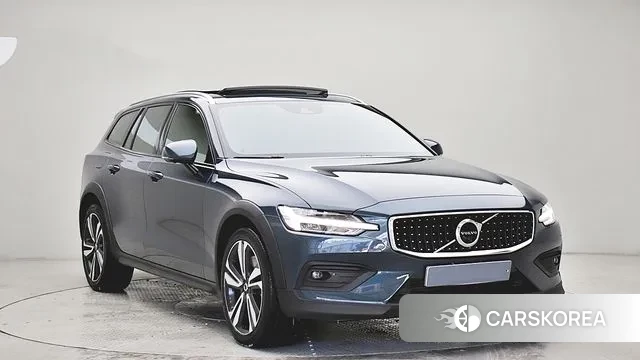 Volvo V60 Cross-Country 2nd Generation id 3562509 из Кореи 13