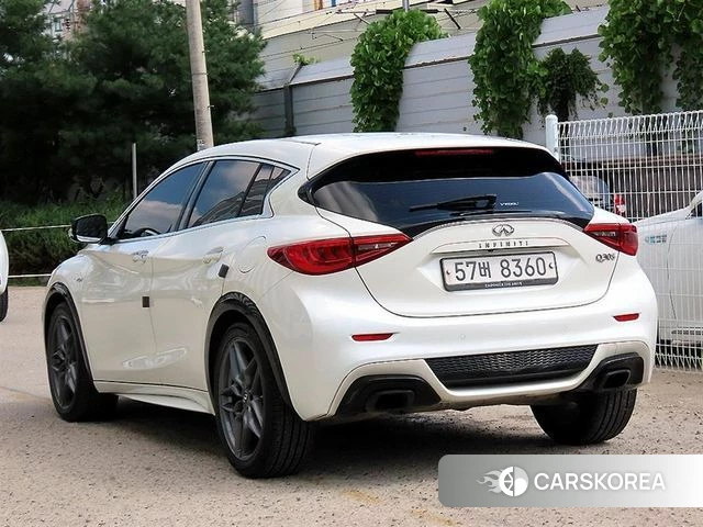 Infiniti Q30 id 4755358 из Кореи 13