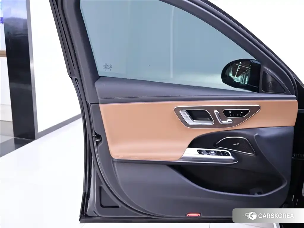 Mercedes-Benz E-Class id 4570563 из Китая 18